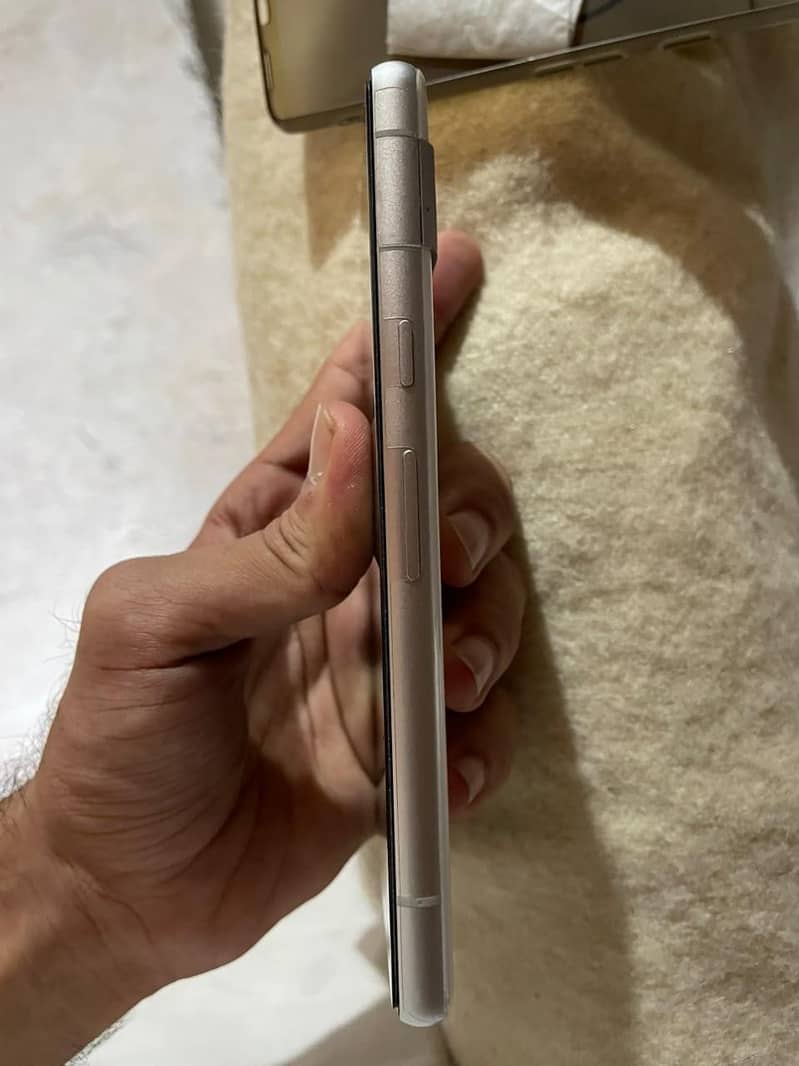 Google Pixel 7a 3