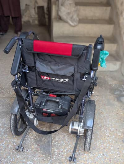 Electric wheelchair