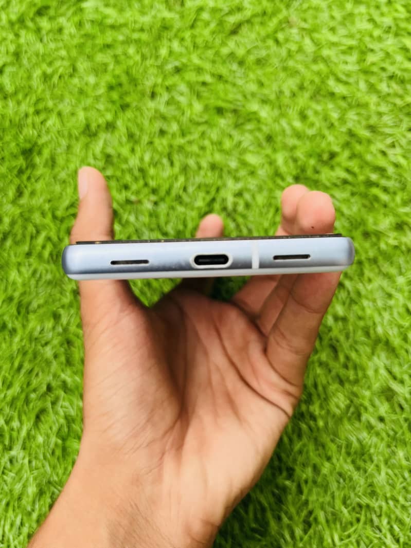 Google Pixel 7 3
