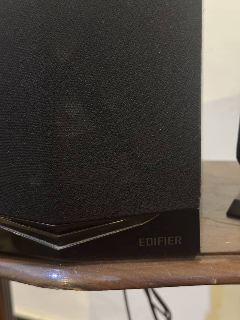 Edifier x230 3