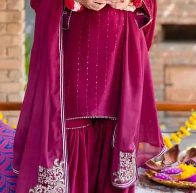 Royal maroon embroided 3 pc dress in munar lawn