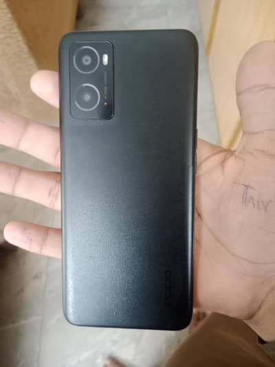 OPPO A76