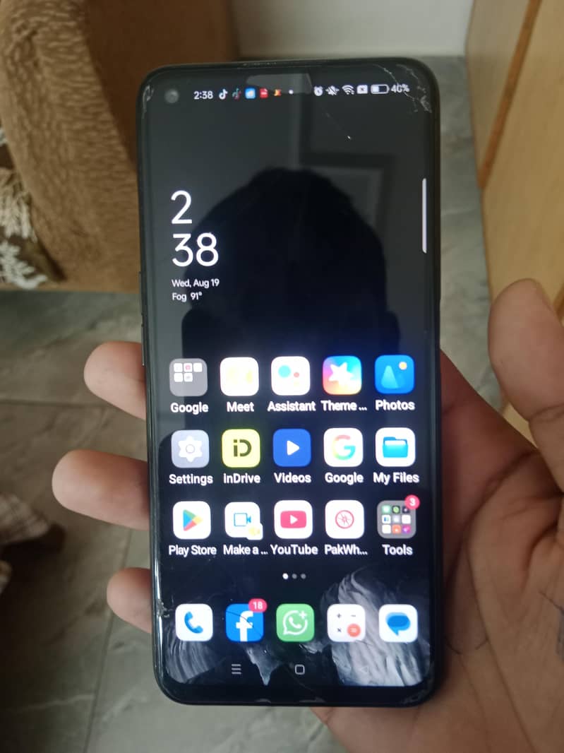 OPPO A76 1