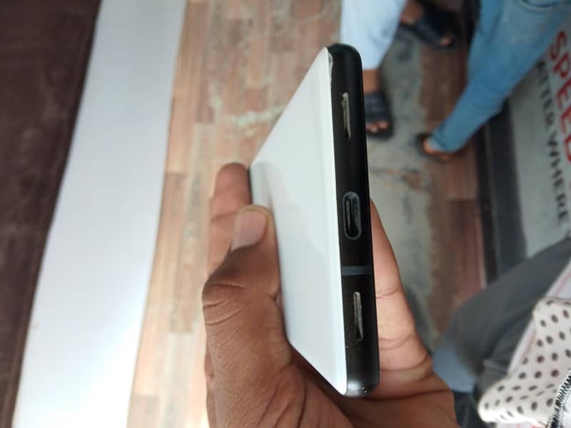 Google Pixel 6a 1