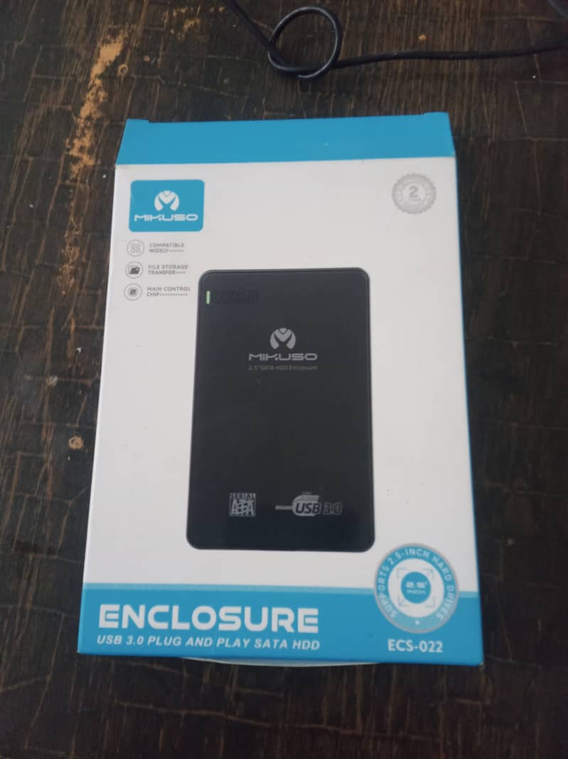 ADATA 256 GB EXTERNAL SSD 3