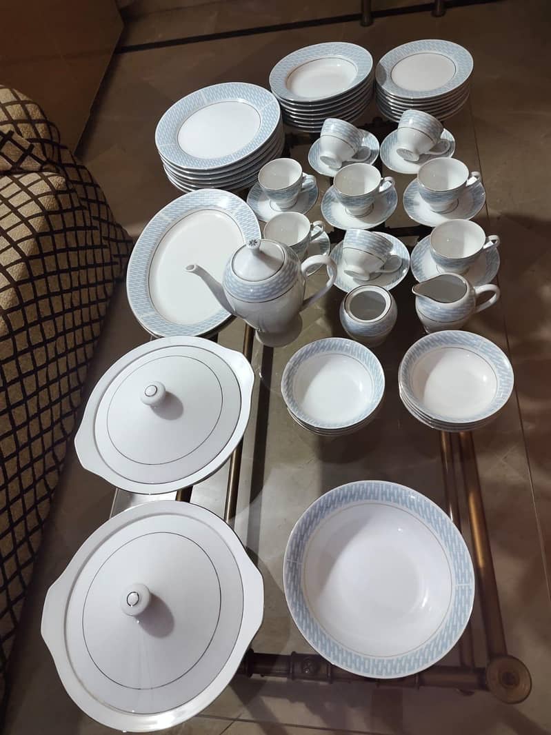 dinner set 1
