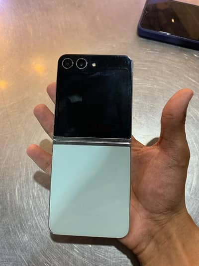 Samsung Mobile Z Flip 5