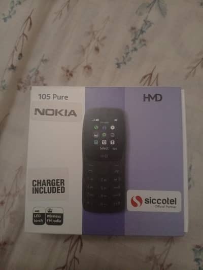 Nokia 105 with box and charger