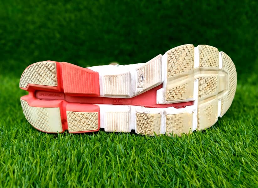  On Cloudflyer "Swiss Engineering" Performance Runners  3