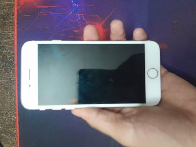 Apple iPhone 8 2