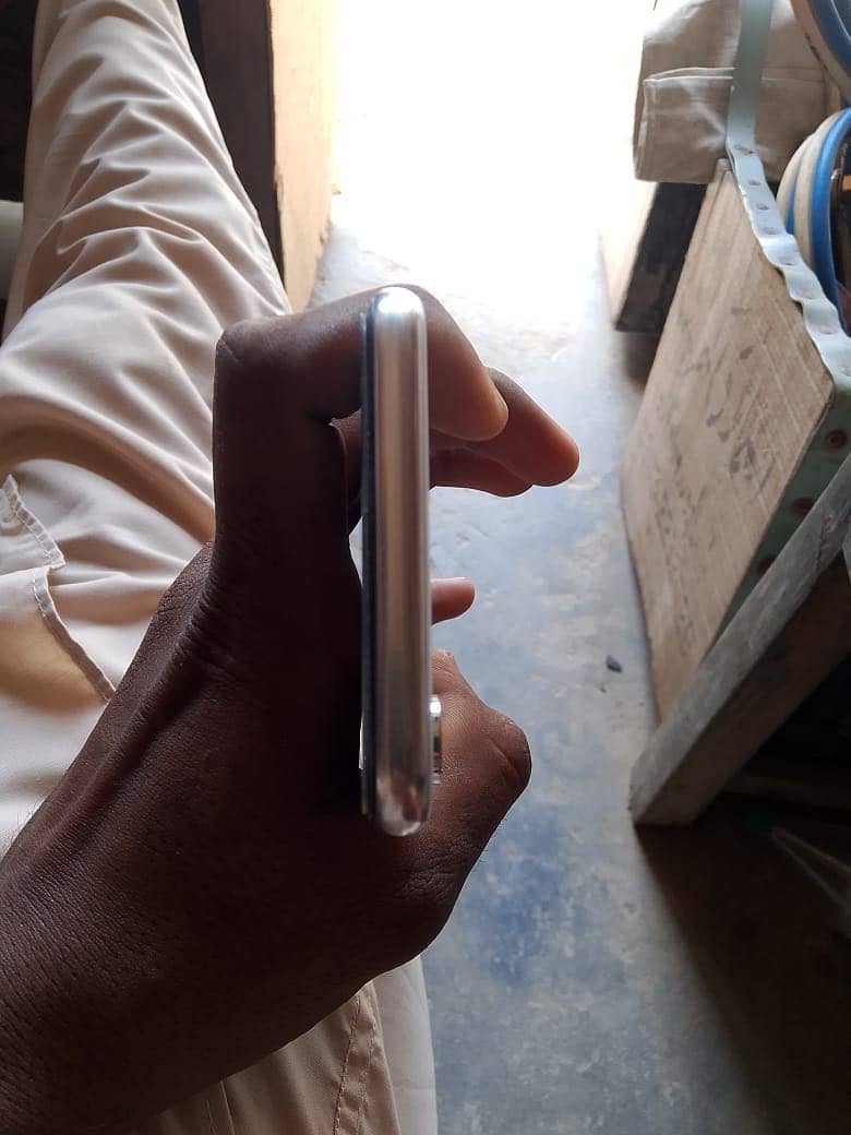 Apple iPhone X 7