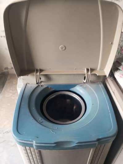 Spin Dryer / Spiner