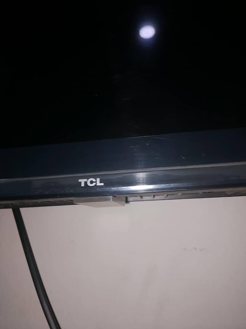 TCL LED 1