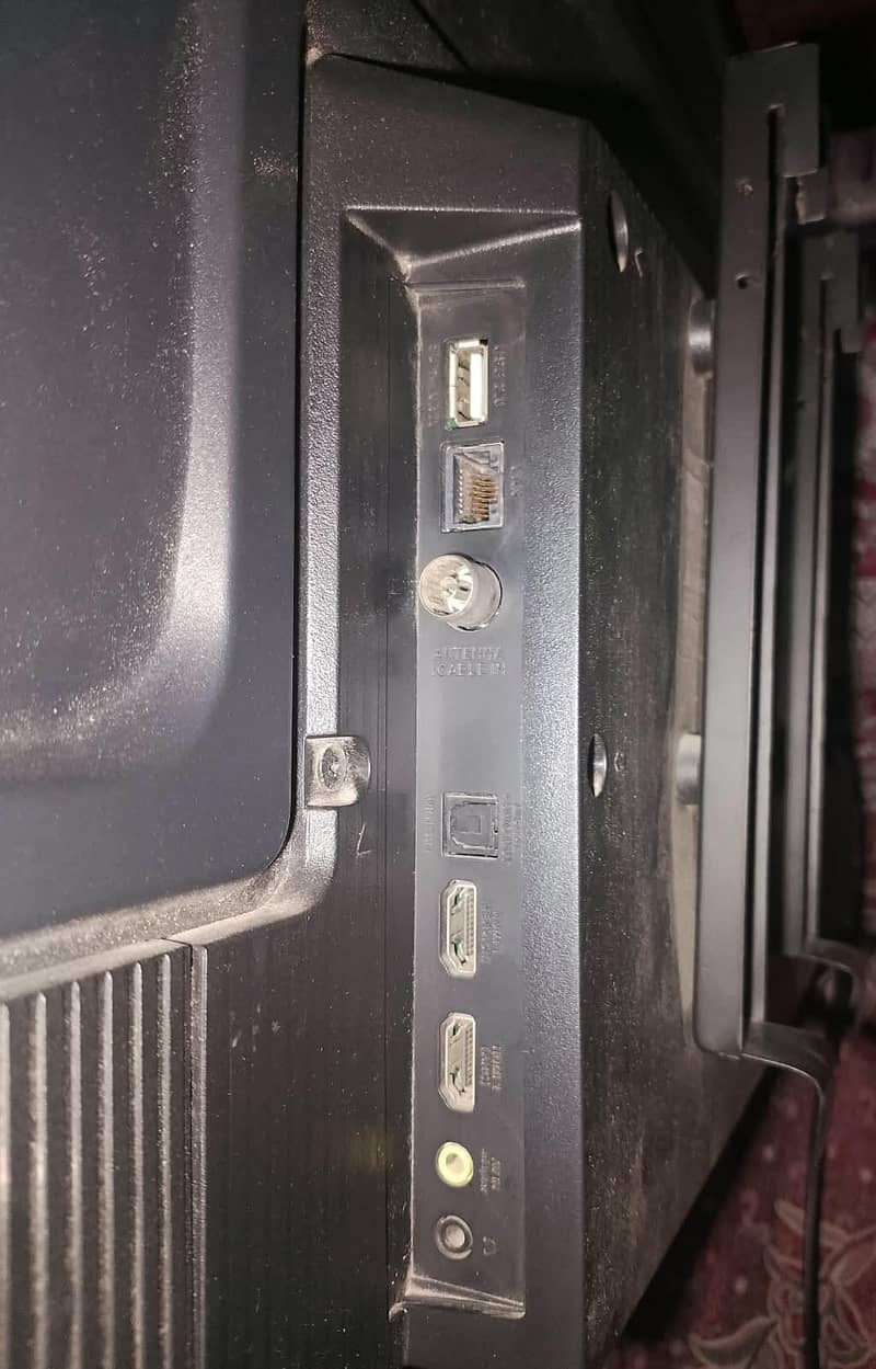 TCL LED 5