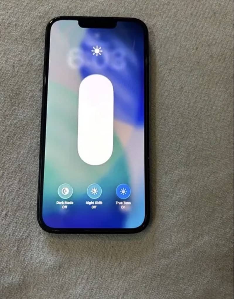 Apple iPhone 13 0
