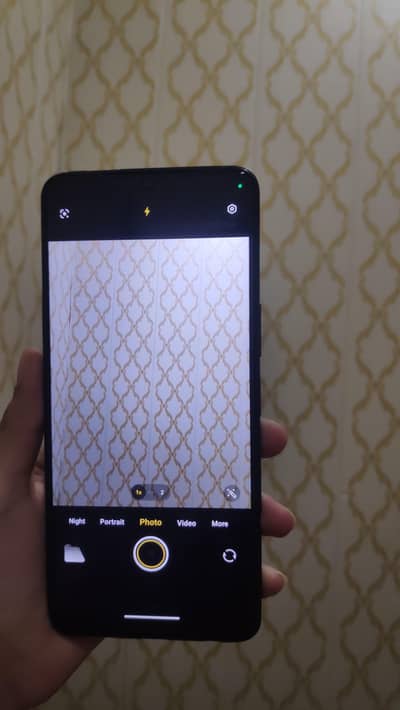 vivo Y04 like new