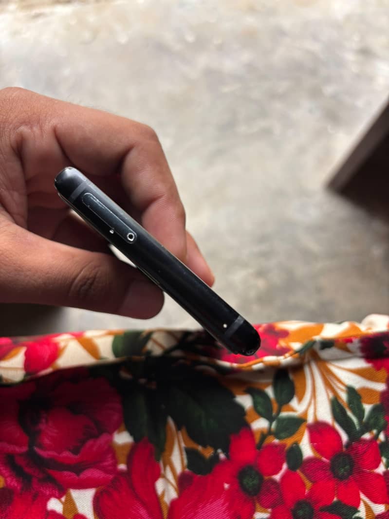 Samsung Mobile Note 9 3