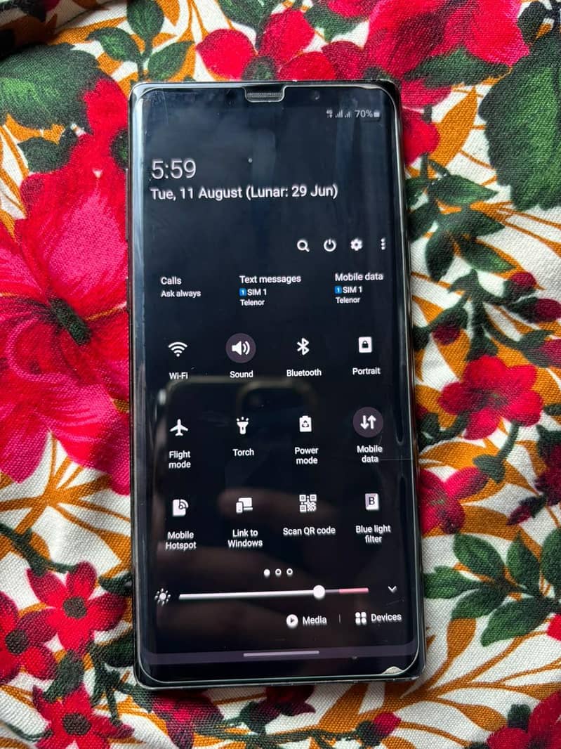 Samsung Mobile Note 9 8