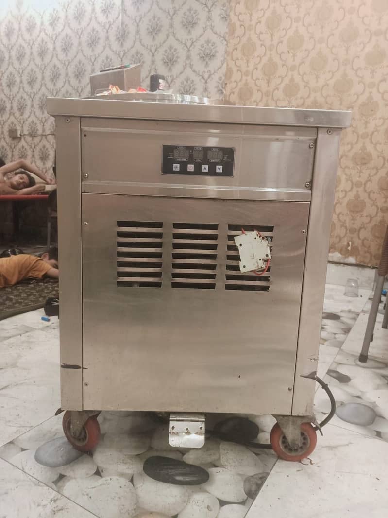 Ice roll machine 0