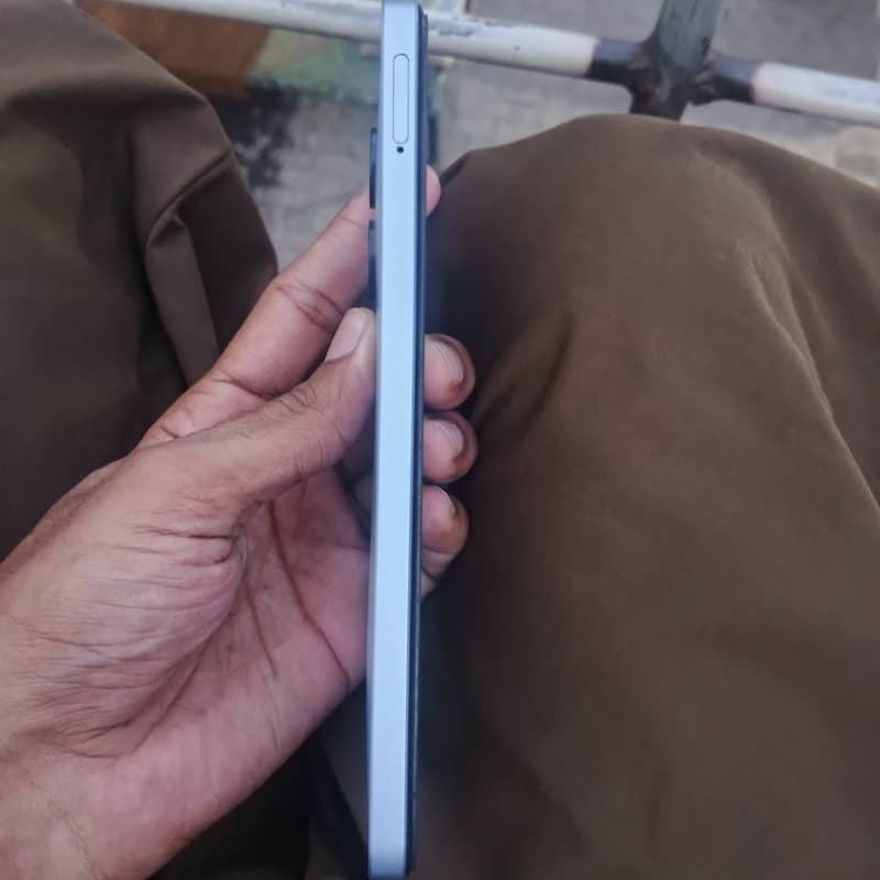 Realme Note 60 2