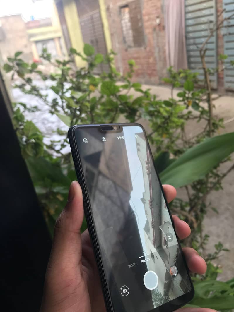 One Plus 6 4
