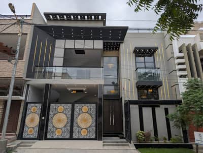 Brand New stylish and Modern design bunglow for sale in prime sector