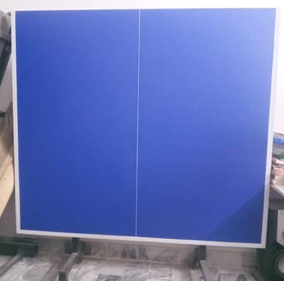 Folding Table Tennis Table with Wheels & Net - Excellent Condition