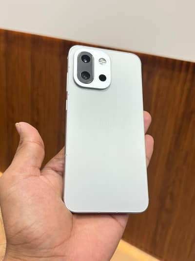 One Plus 13t official pta approved