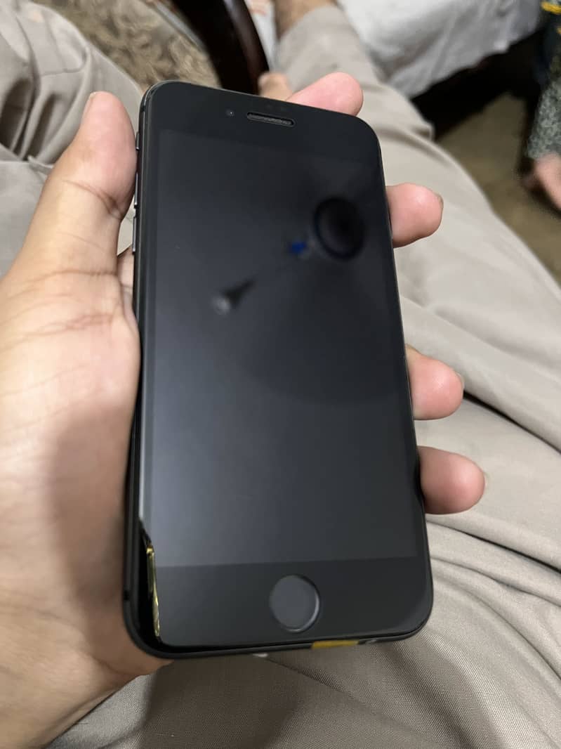 Apple iPhone 8 7