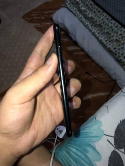 Apple iPhone SE