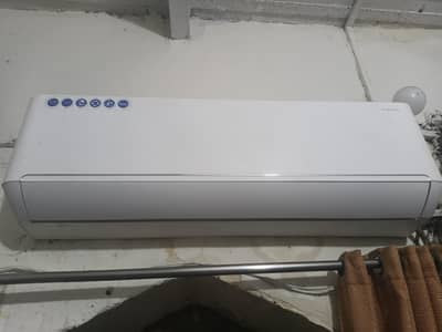 Hyundai 1.5 Ton inverter Ac