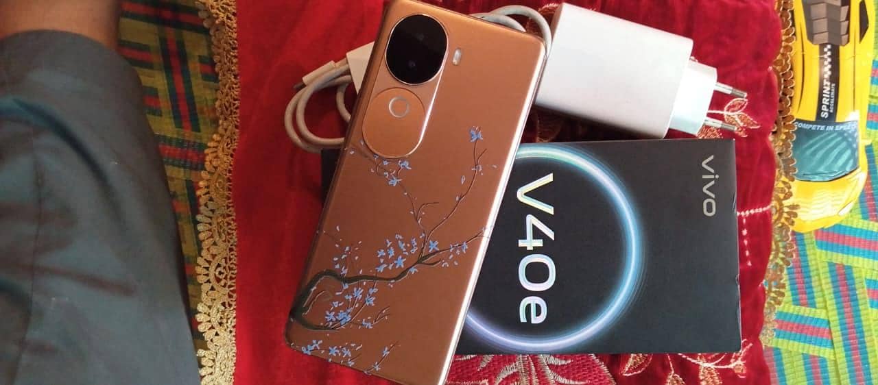 Vivo V40e 2