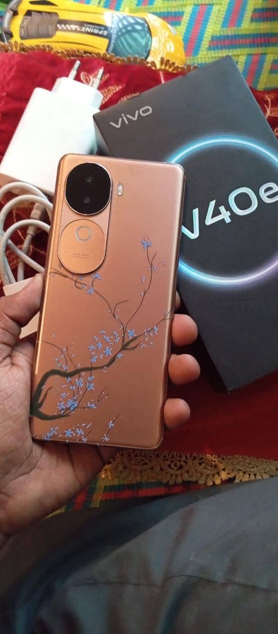 Vivo V40e 4