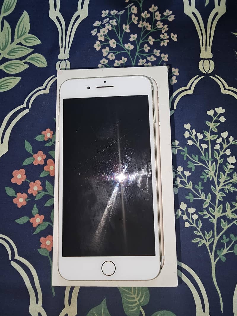 Apple iPhone 7 Plus 0