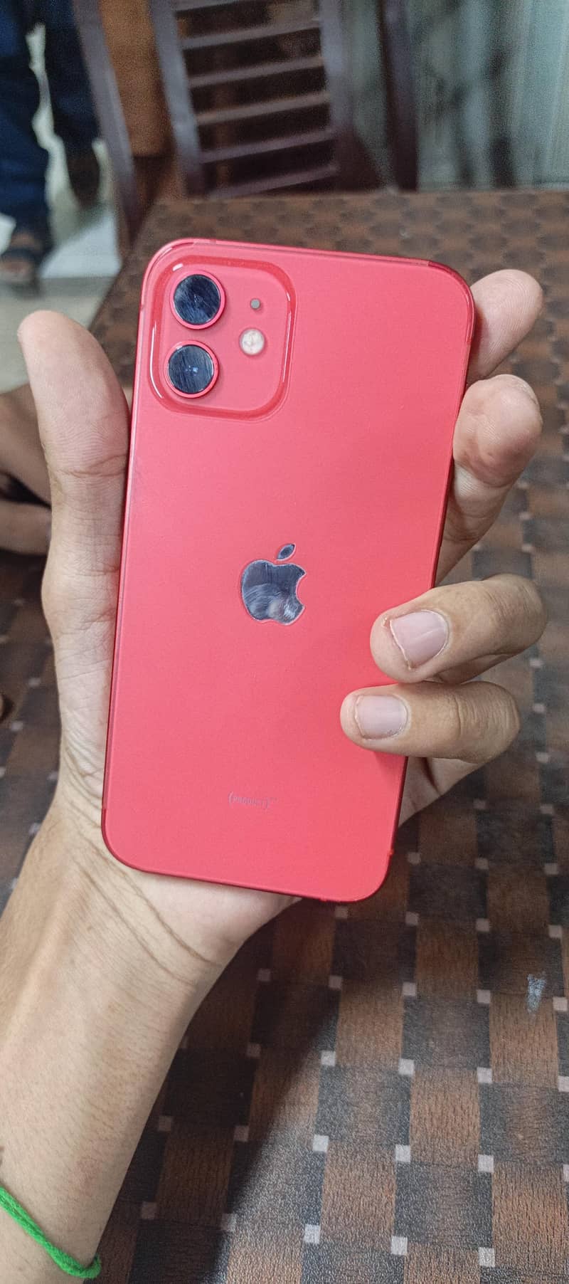 Apple iPhone 12 6