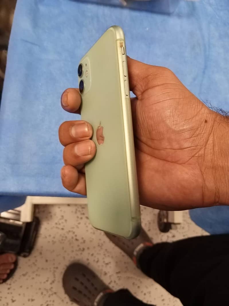 Apple iPhone 11 1