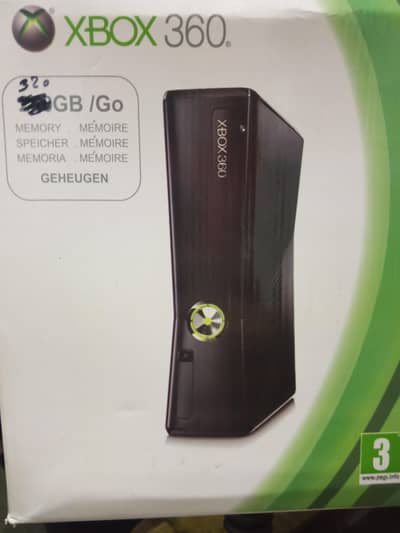 Xbox 360 slim model with 320 Gb with box full game installed