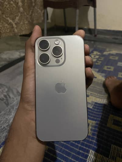 Apple iPhone 15 Pro