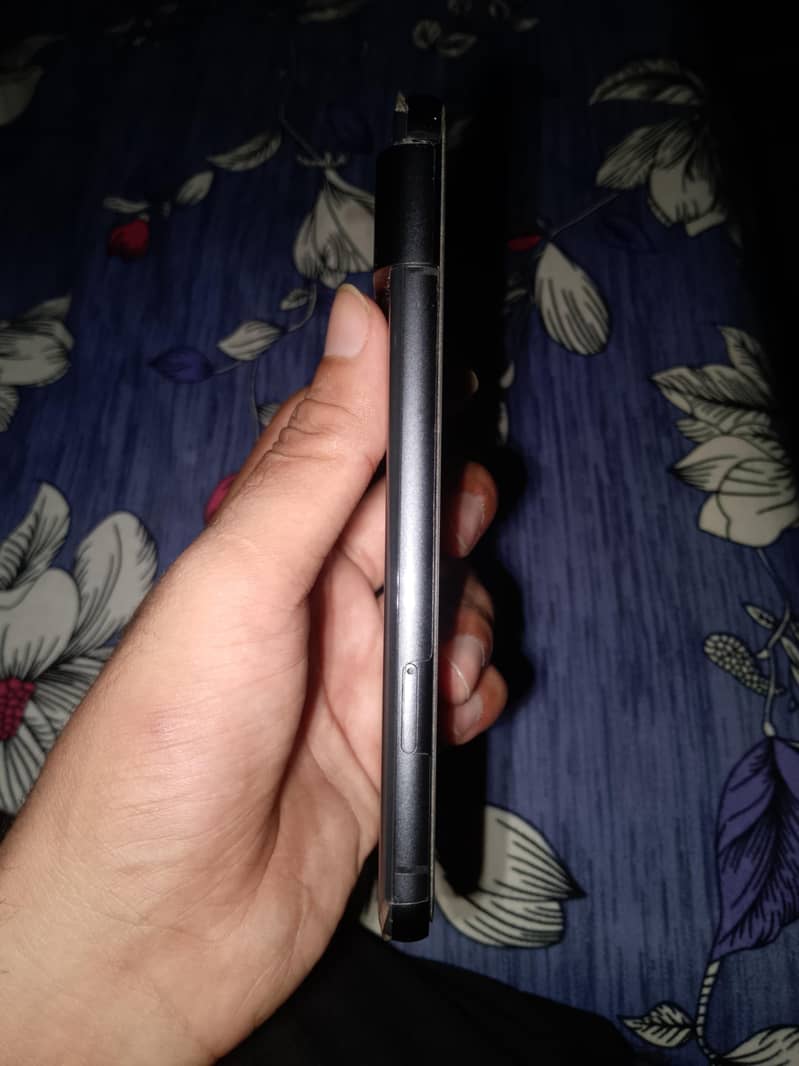 Google Pixel 8 3