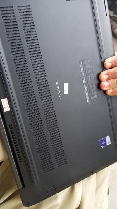 10/10 condition dell laptop core i5 7th generation