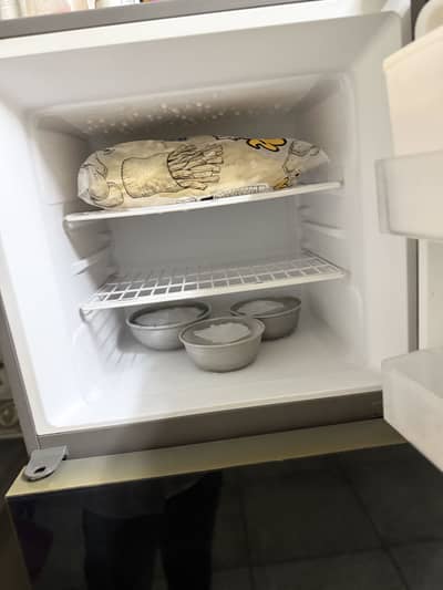 HFR 336 L refrigerator