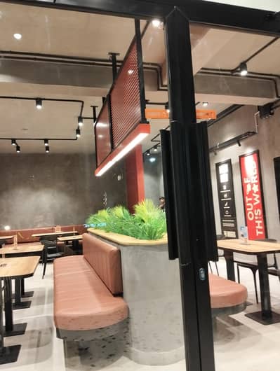 we need train kitchen helpers for our restaurant.