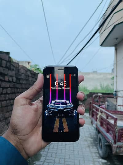 Apple iPhone 7