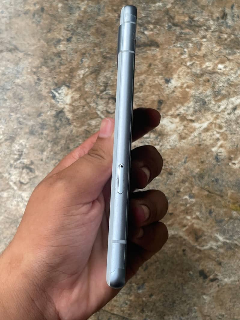 Google Pixel 7a 5
