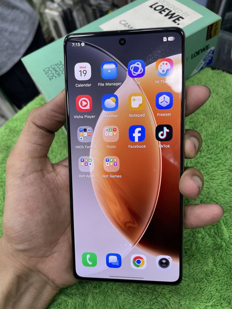 Tecno CAMON 30 1