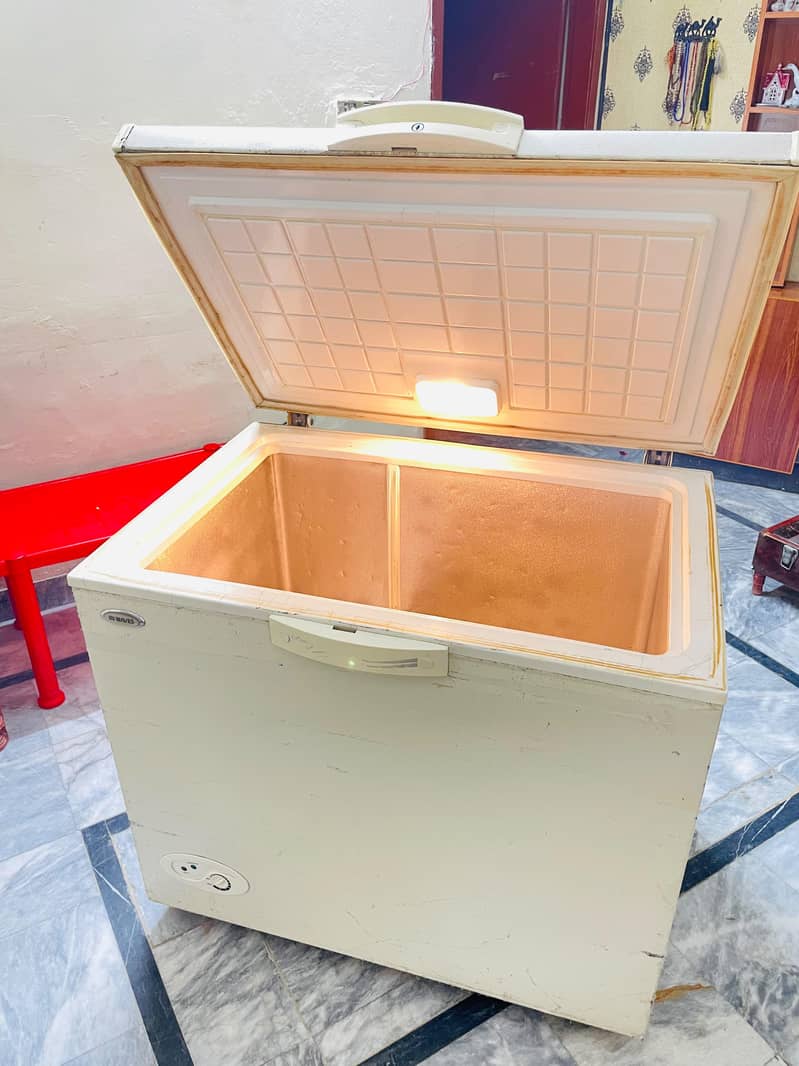 waves deep freezer 0