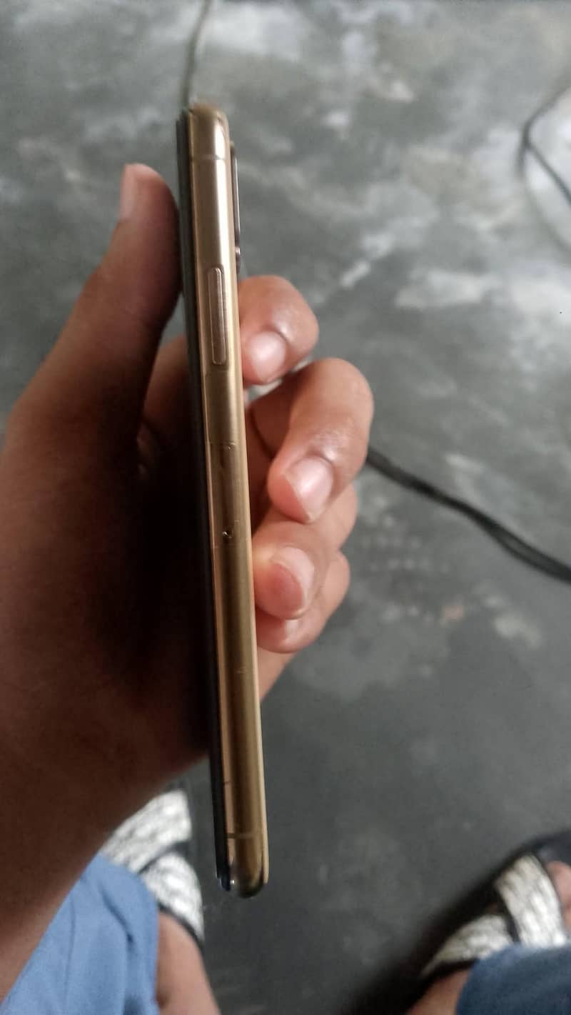 Apple iPhone XS 2