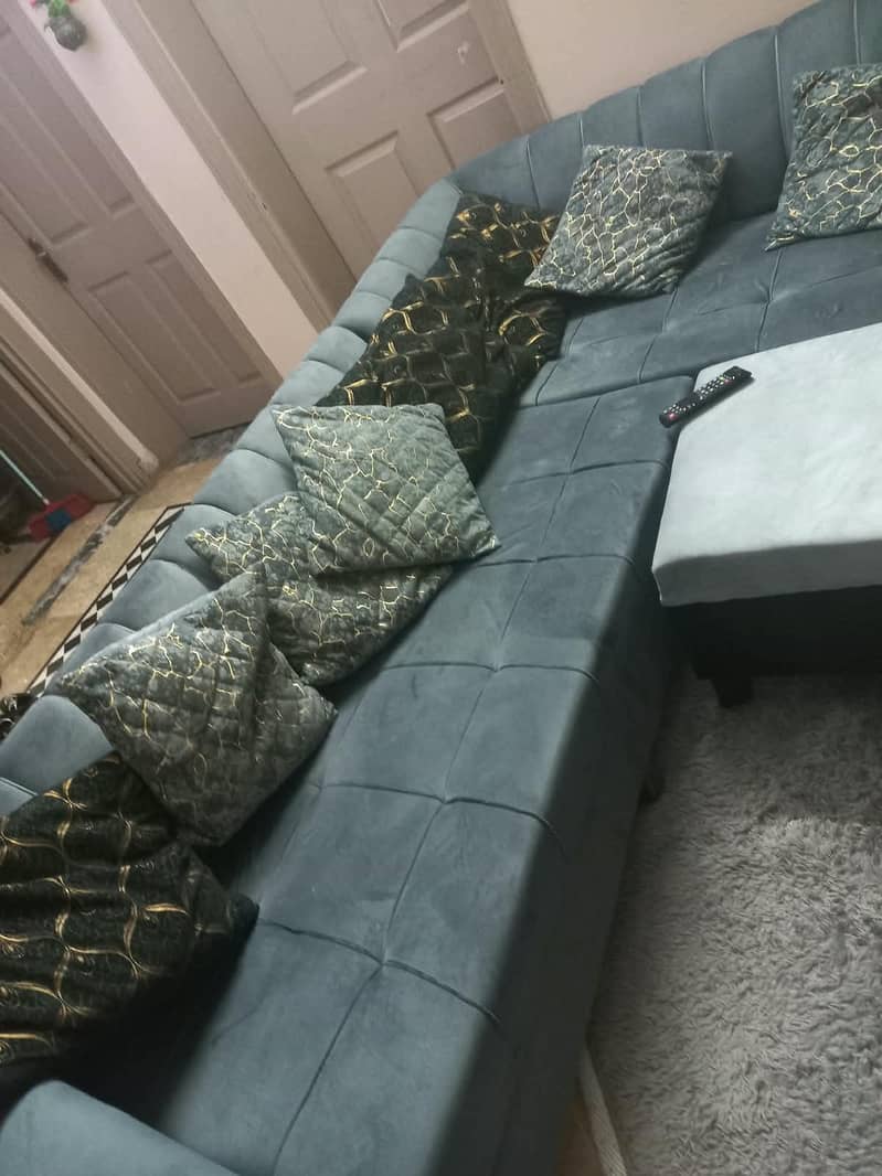 lshape 7 seater 4