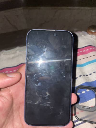 Apple iPhone 16