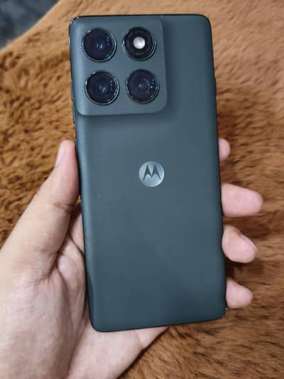 Motorola Edge 2025